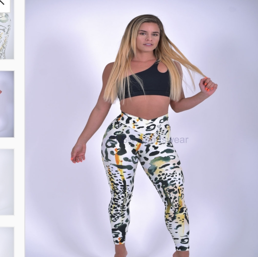 CLS scrunch leggings